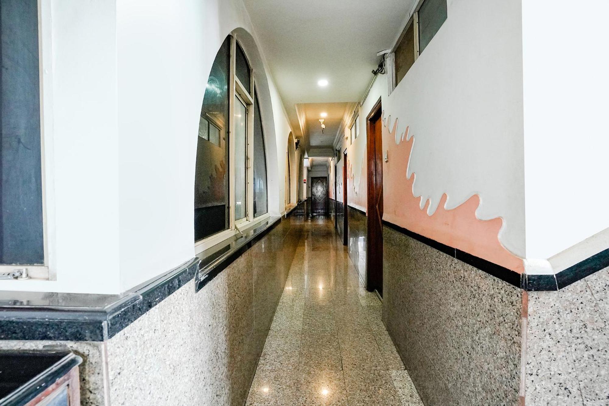 Fabhotel Silver Inn II ナーシク エクステリア 写真